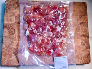 Вяленое мясо: Щечки судака вяленые (500 гр)