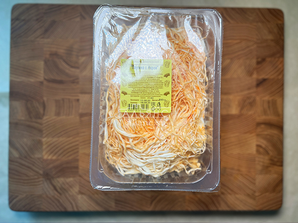 Сыр Чечил паутинка (икра красная)  500 гр. в Курске