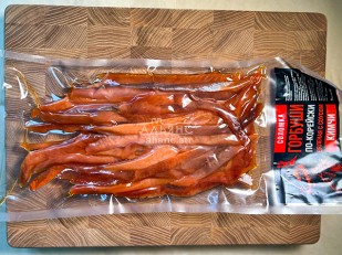 Ведро Ржаные гренки со вкусом свежего томата: Горбуша соломка по-корейски