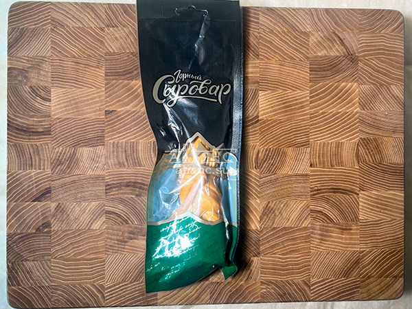 Сыр 100 гр ГОРНЫЙ СЫРОВАР (Косичка копчёная) в Курске