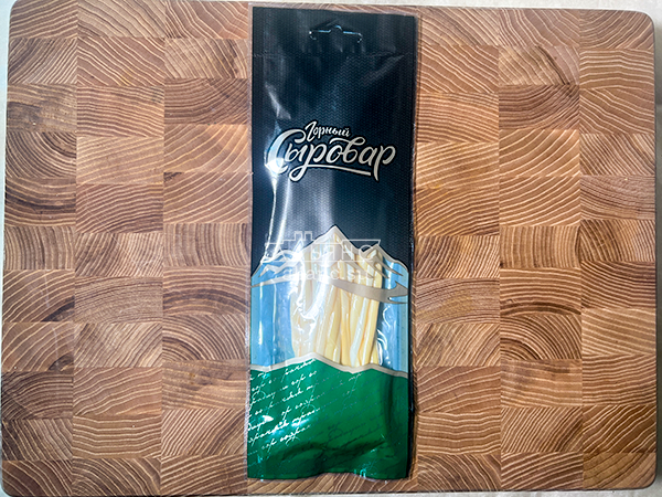 Сыр 60 гр ГОРНЫЙ СЫРОВАР (Нити копчёные) в Курске